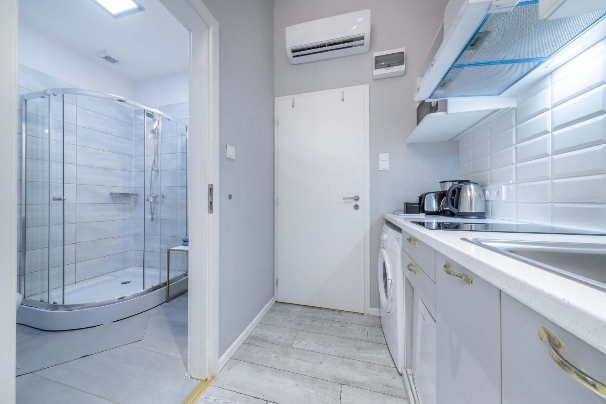 בודפשט Js Modern Downtown Studios-Self Check-In מראה חיצוני תמונה