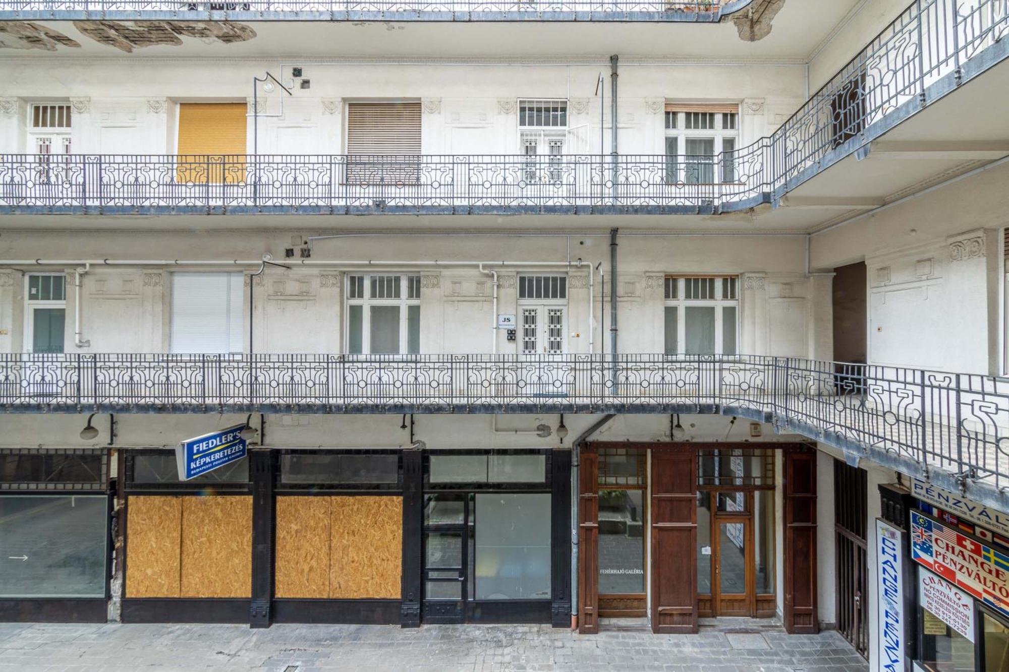 בודפשט Js Modern Downtown Studios-Self Check-In מראה חיצוני תמונה